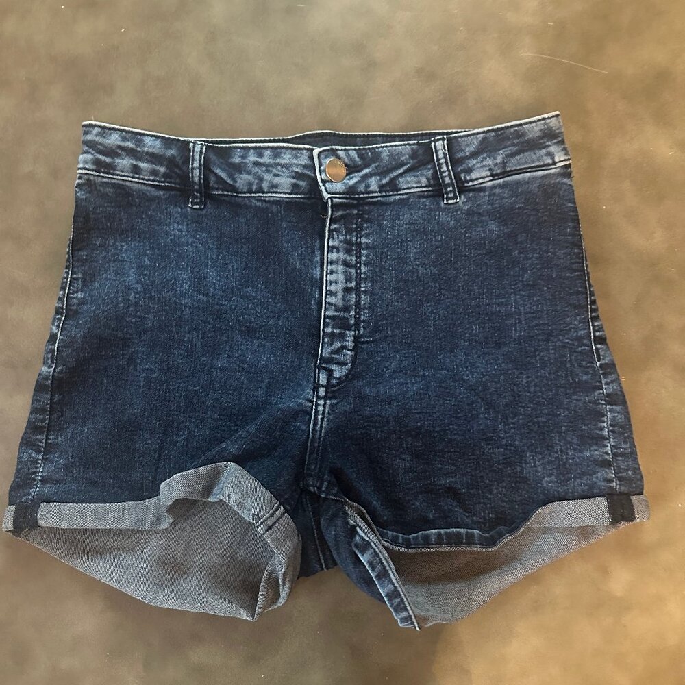 H&M Dark Wash Jean Shorts